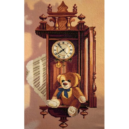 CB3024 Rinkinys siuvinėjimui "Antique clock"